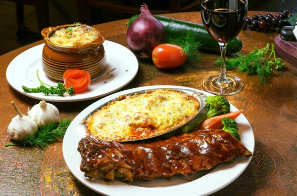 Bozzini's Restaurant