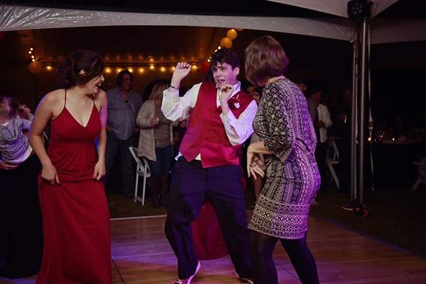 Pro DJ's & Event Services