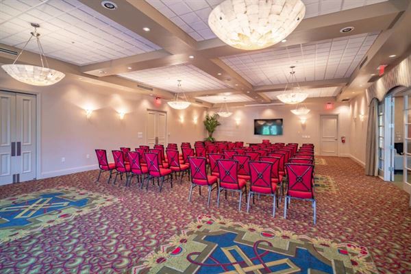 GreenLinks Golf Villas At Lely Resort