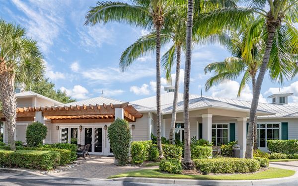 GreenLinks Golf Villas At Lely Resort
