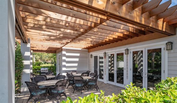 GreenLinks Golf Villas At Lely Resort