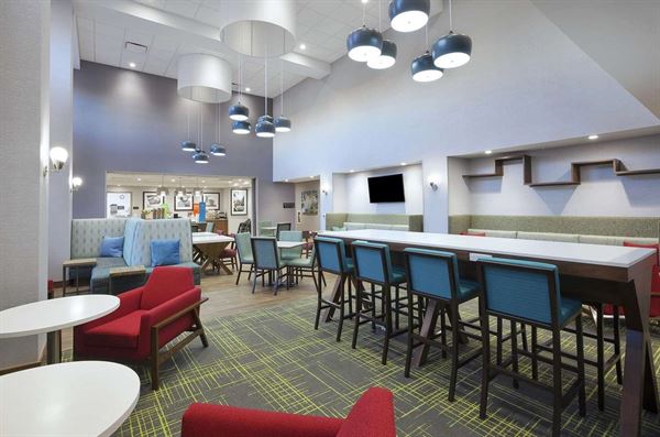 Hampton Inn & Suites Grandville Grand Rapids South