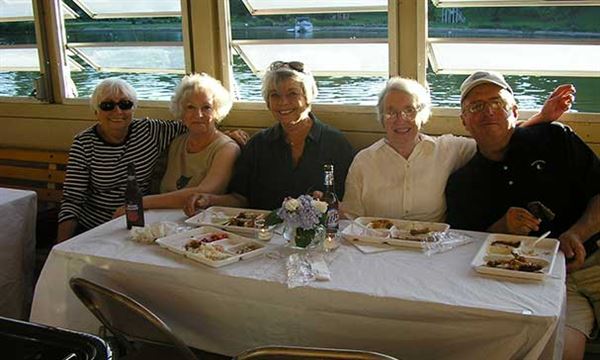 St. Charles Paddlewheel Riverboats
