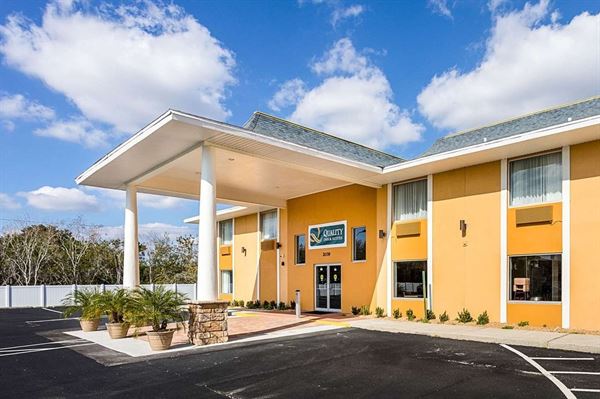 Quality Inn Heritage Park