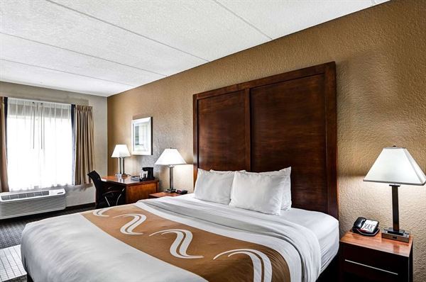 Quality Inn Heritage Park