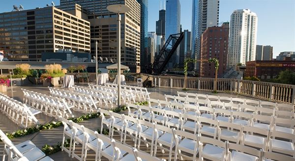 East Bank Club- Maxwell's at the Club