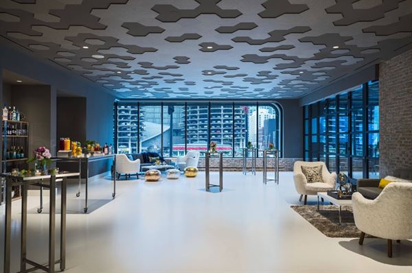 Renaissance Chicago Downtown