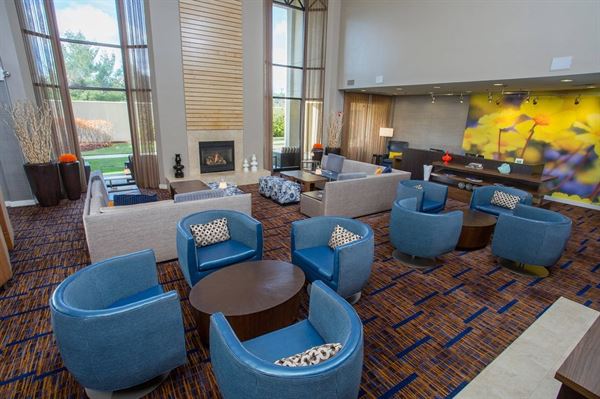 Courtyard Boston Raynham