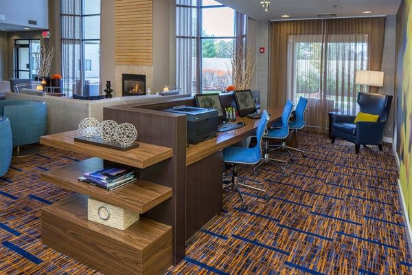 Courtyard Boston Raynham