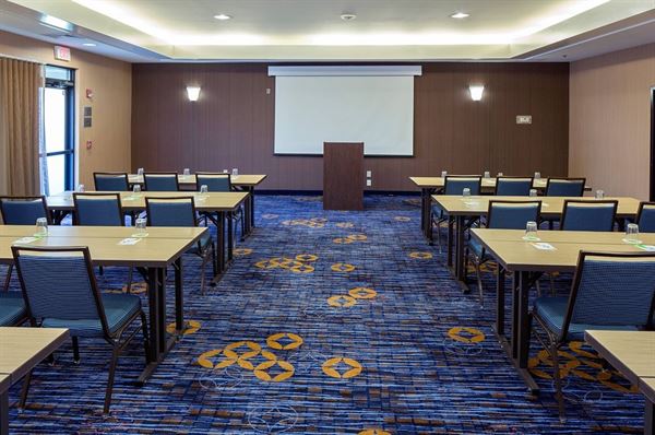 Courtyard Boston Raynham