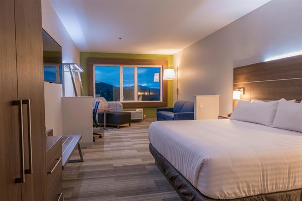 Holiday Inn Express Colwood