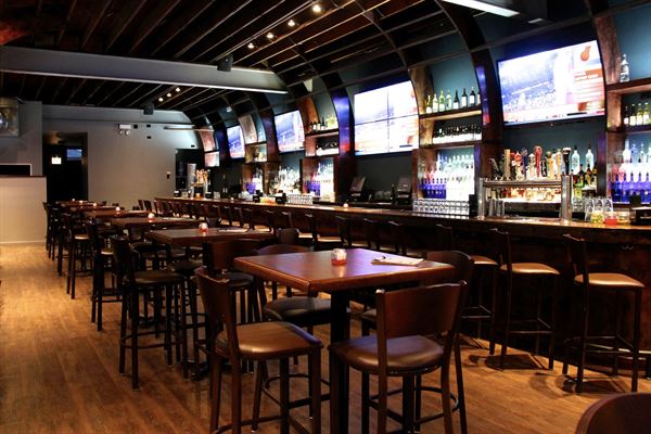 Flagship Tavern and Grill