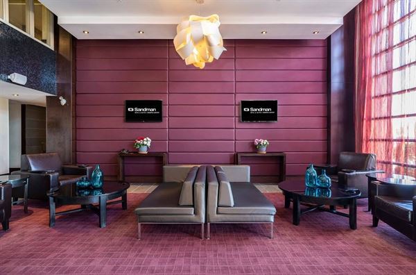 Sandman Hotel & Suites Winnipeg Airport