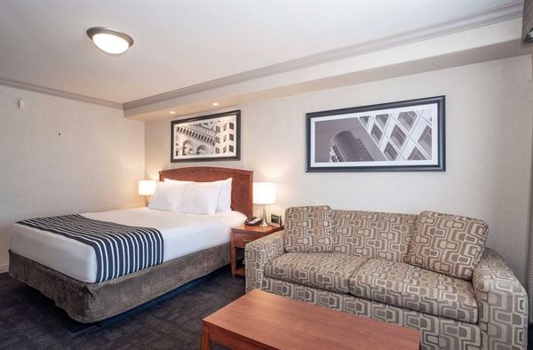 Sandman Hotel & Suites Winnipeg Airport