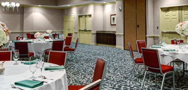 Holiday Inn Savannah Historic District