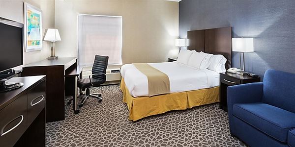 Holiday Inn Express & Suites Mt. Holly-NJ Tnpk Exit 5