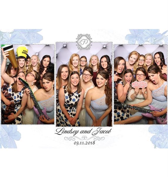 Magic Mirror Photo Booth Montreal / Miroir Magique Cabine Photo Montreal