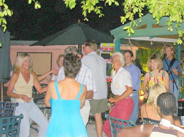 Chris Bates- One Man Band