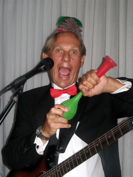 Chris Bates- One Man Band