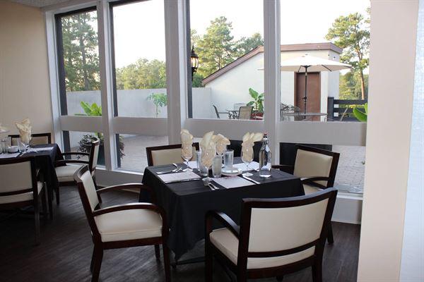 Houndslake Country Club