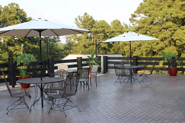 Houndslake Country Club