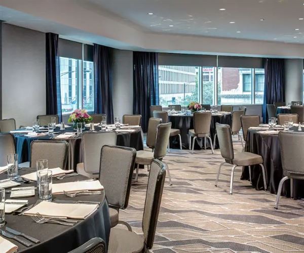 Hyatt Chicago Magnificent Mile