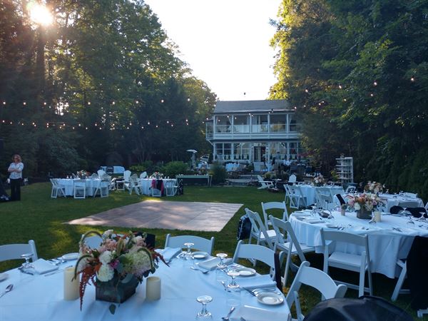 The Chateau on the Lake