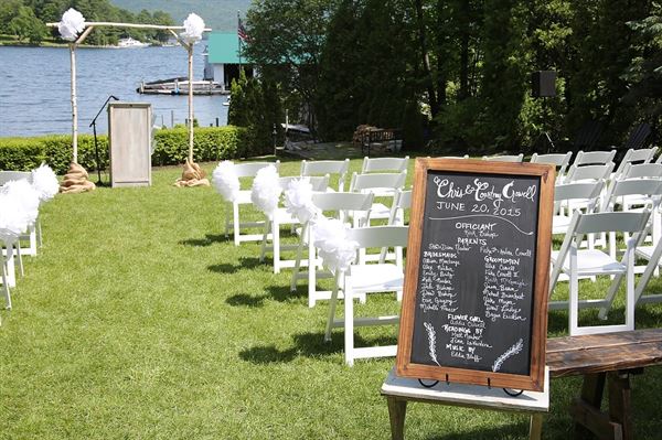 The Chateau on the Lake