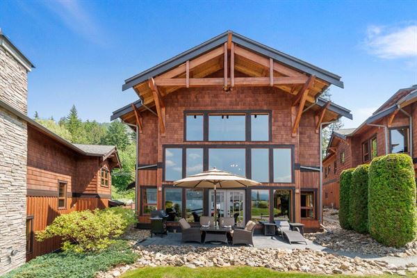 Carmel Beach Private Lodges