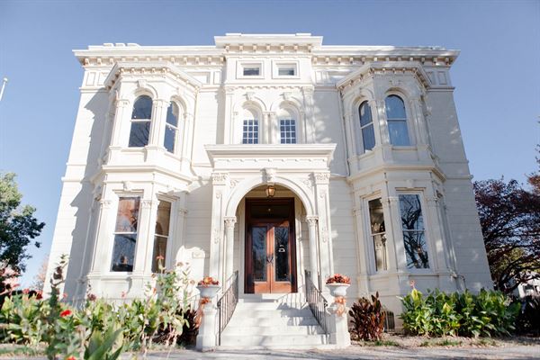 Wyeth-Tootle Mansion