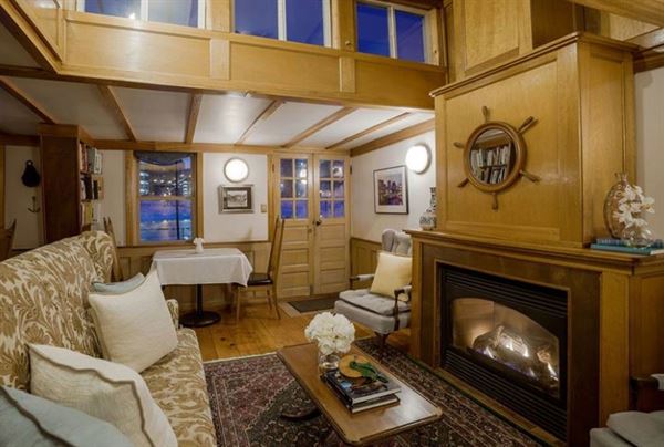 The Covington Inn Bed & Breakfast