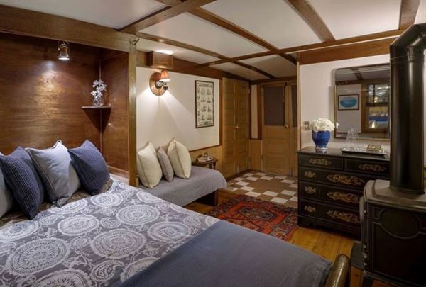 The Covington Inn Bed & Breakfast