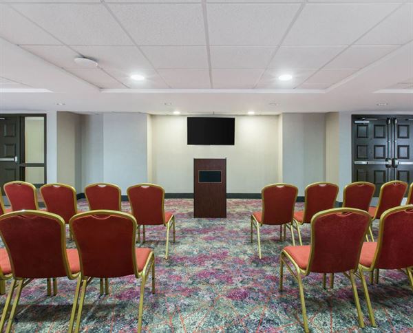 La Quinta Inn & Suites Goodlettsville - Nashville