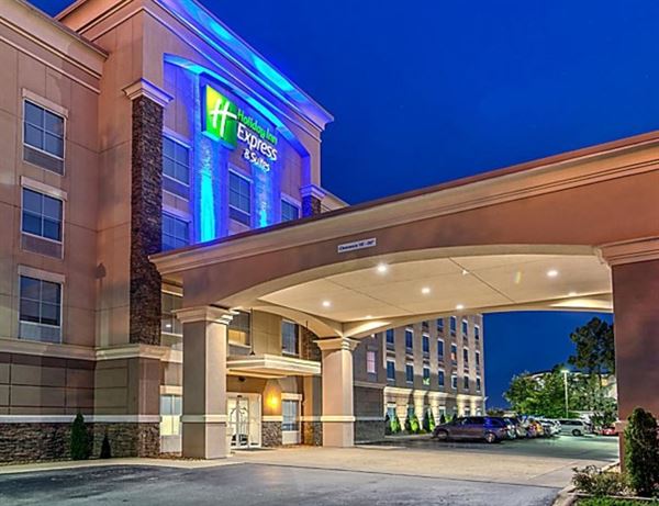 Holiday Inn Express & Suites Cookeville
