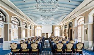 Roof Dining Room & Terrace