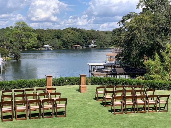 Elegance On The Bayou