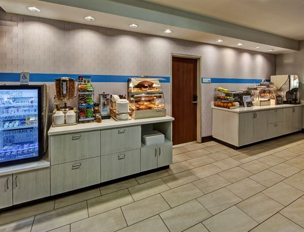 Holiday Inn Express & Suites Cookeville
