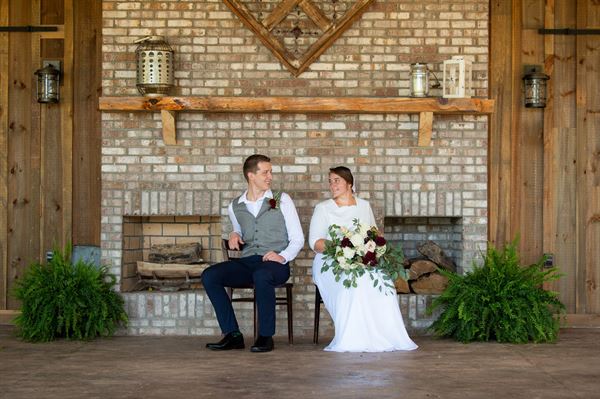 Hollow Oak Event Barn