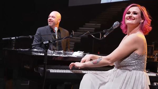 The Dueling Pianos Show