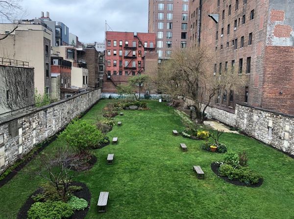 New York Marble Cemetery