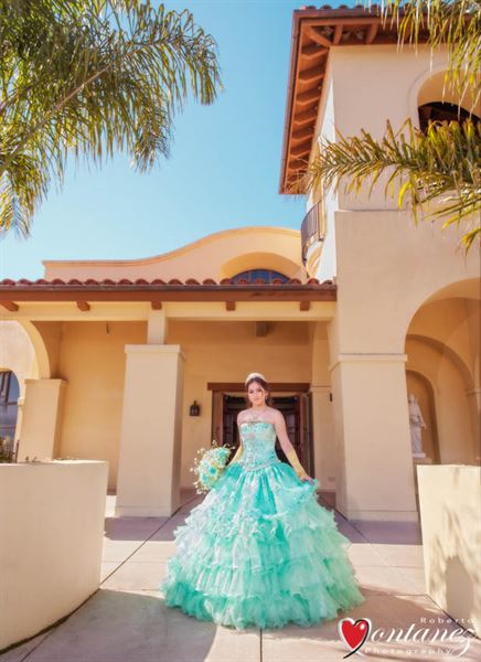 ROBERTO MONTANEZ PHOTOGRAPHY