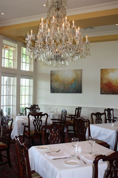 Riverbend Inn & Vineyard