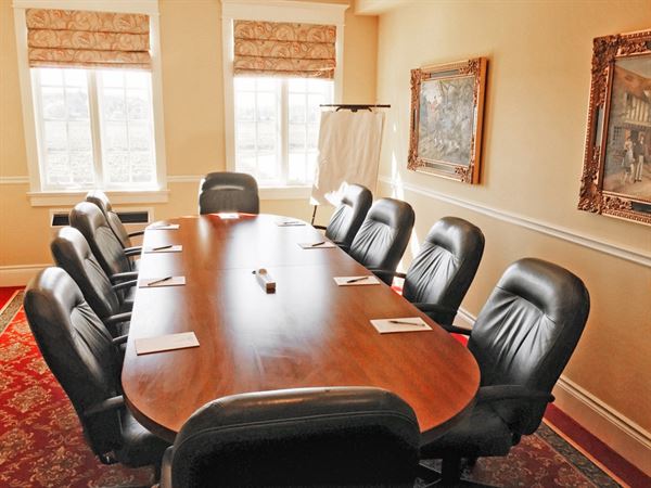 Riverbend Inn & Vineyard