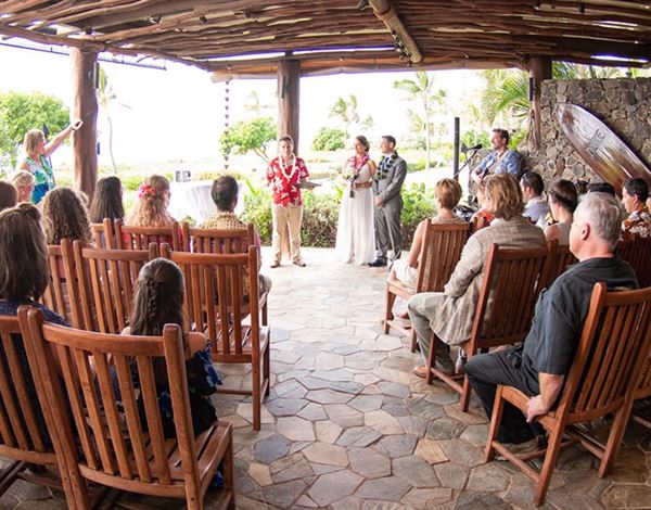 Duke's Beach House Maui