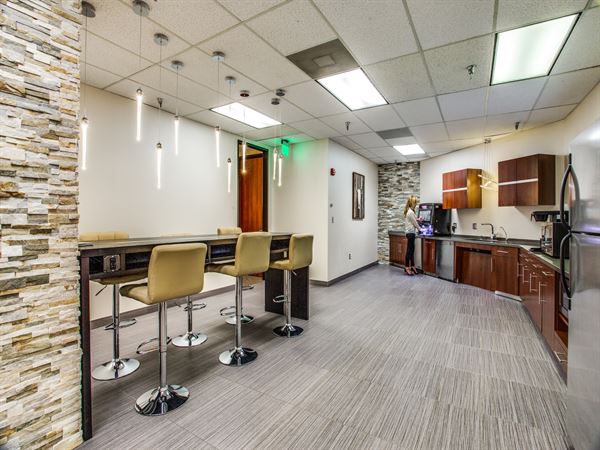 WorkSuites-West Plano