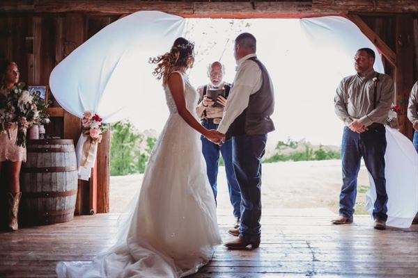 Mt. Hope Barn Wedding & Events
