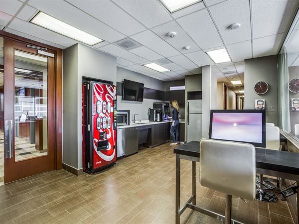 WorkSuites-Mockingbird Station