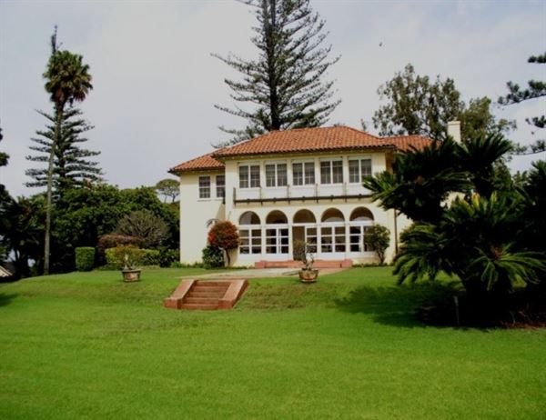 Hui No'eau Visual Arts Center