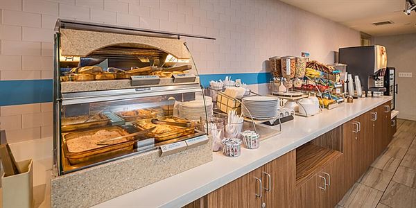 Holiday Inn Express & Suites Modesto-Salida