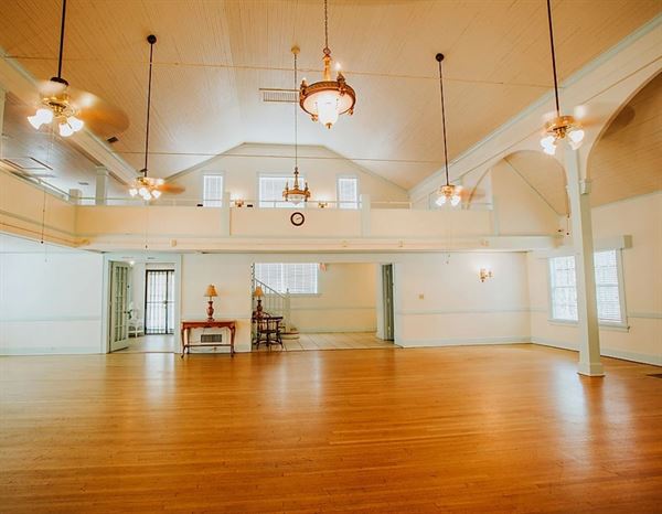 The Woman's Club of Sanford